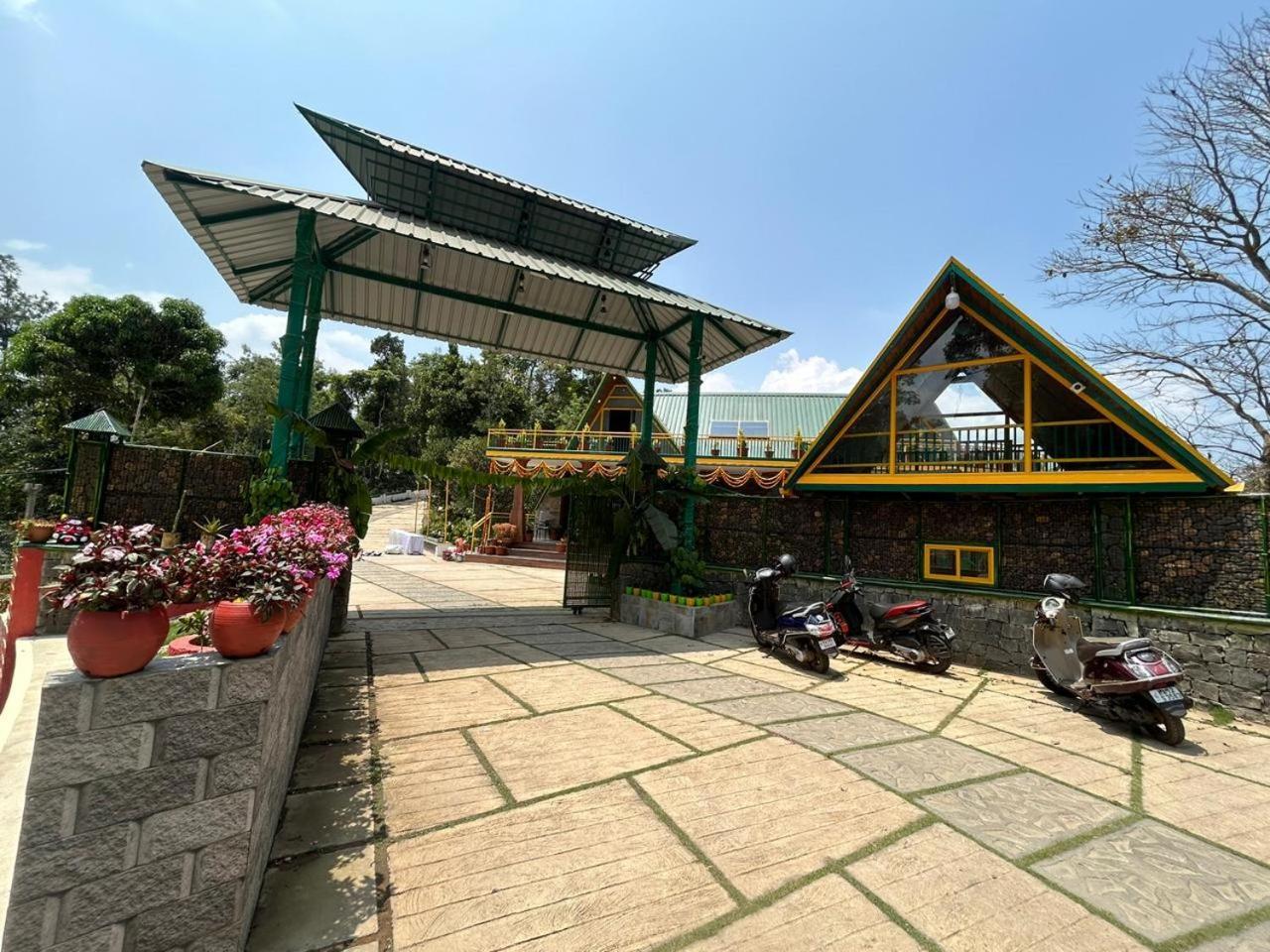 Suvarna Eco Village マディケーリ エクステリア 写真