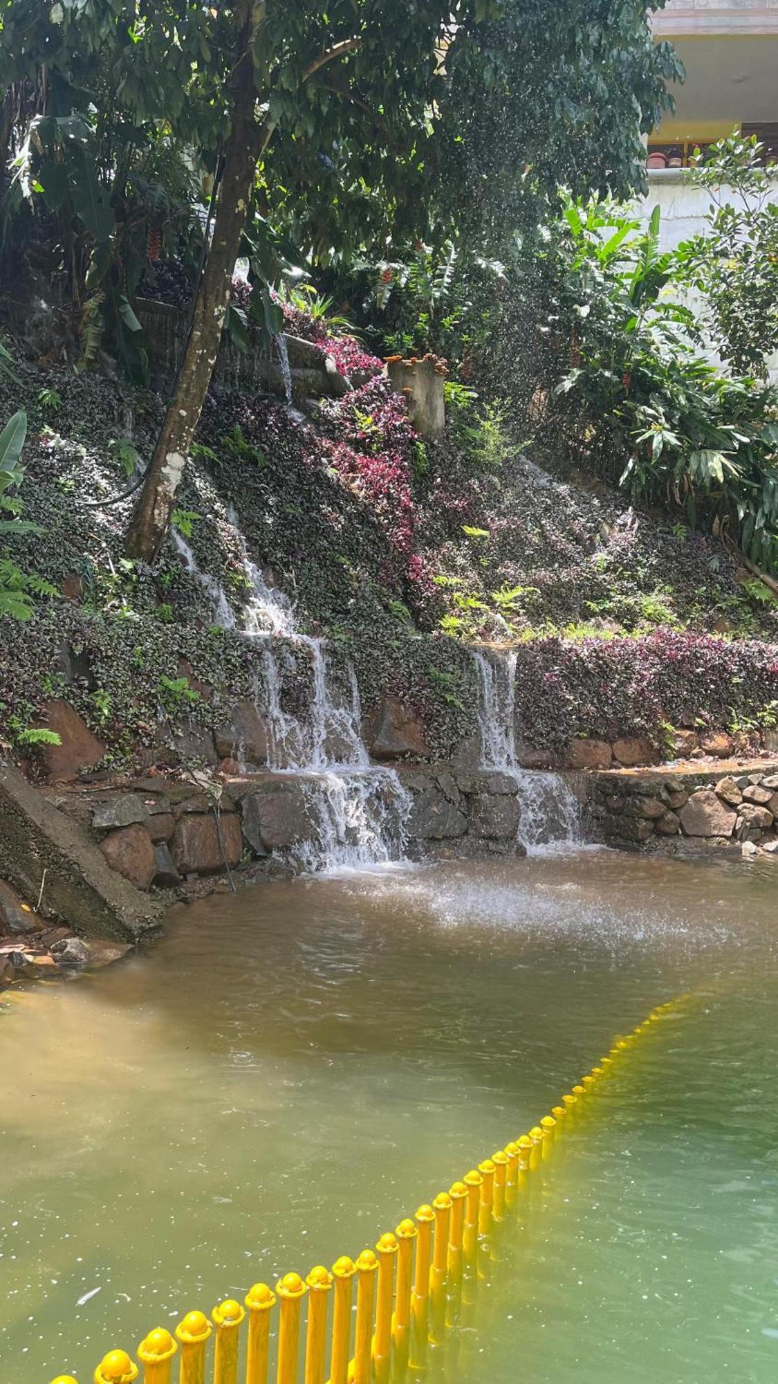 Suvarna Eco Village マディケーリ エクステリア 写真