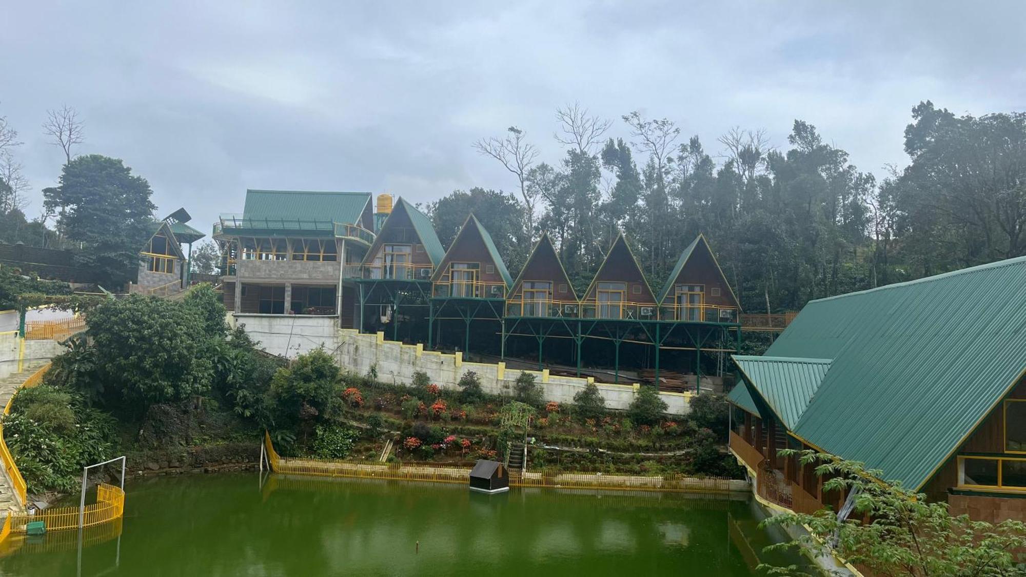 Suvarna Eco Village マディケーリ エクステリア 写真